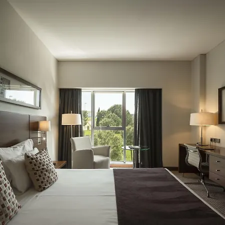 Hotel Lagoas Park