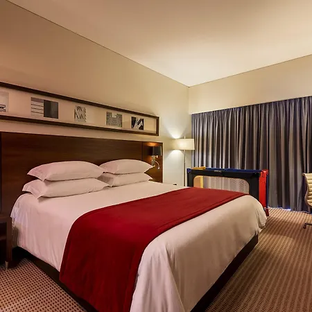 Lagoas Park Hotel 4*