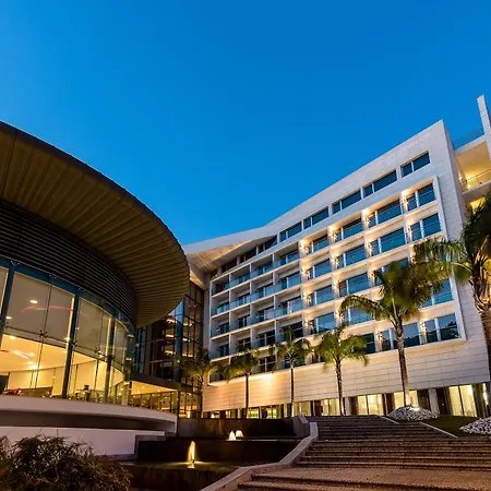 Hotel Lagoas Park