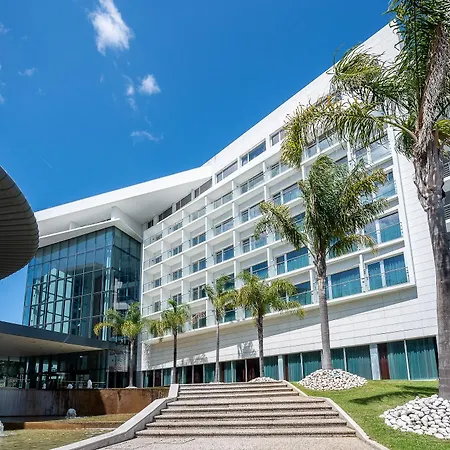 Lagoas Park Hotel 4*