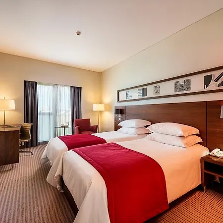 Hotel Lagoas Park 4*