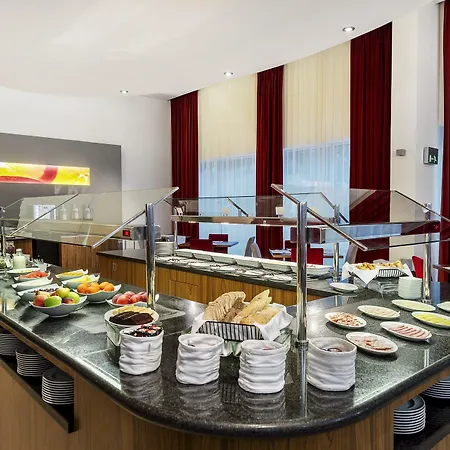 Hotel Lagoas Park